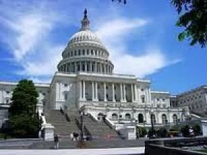 Федеральные учреждения США прекратили работу