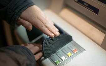 Ukrainian Subsidiary of Russia’s VTB Imposes New Commission for Cash Withdrawal