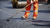 Компания случайно согласилась отремонтировать дороги за 62 гривны