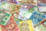 НБУ на 20 апреля укрепил курс гривны к доллару до 26,78