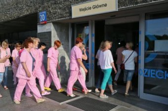 У Польщі хочуть спростити умови для працевлаштування українських медиків