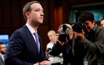 Цукерберг вибачився за помилки Facebook