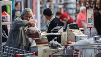Массовый сбой в работе касс произошел в России