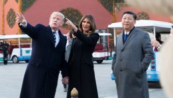 Трамп везе з азійського турне угод на $300 мільярдів і «багато друзів»
