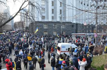 Суддям активістів Майдану повертають посади