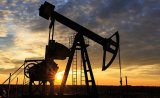 После длительного падения цены на нефть начали расти