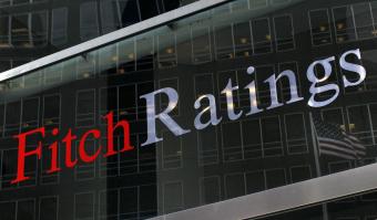 Fitch снизил рейтинги ПриватБанка и Ощадбанка