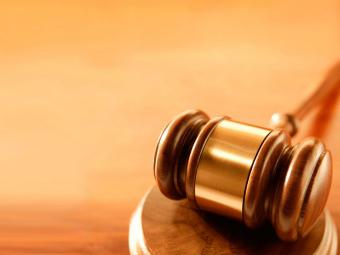 На три вакантні посади до Вищої ради юстиції претендують 12 суддів