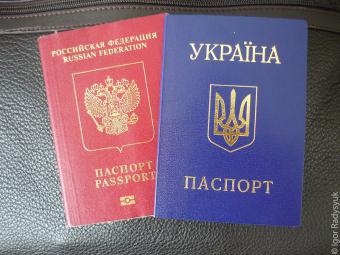 Правительство не будет спешить с введением визового режима с РФ &ndash; А.Яценюк