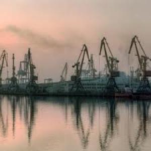 Кабмин утвердил перечень спецуслуг, предоставляемых в морском порту субъектами природных монополий