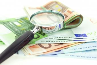 НБУ планує обмежити готівкові розрахунки до €1 тис.