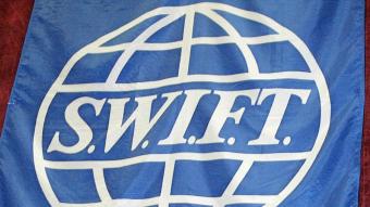 Крымчан отключили от банковской системы SWIFT