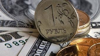 У РФ курс долара опустився нижче 59 руб вперше з початку 2015 р.