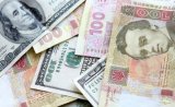 Гривня падает на открытии межбанка