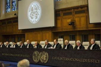 Россия отреагировала на решение суда в Гааге