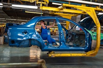 Производство автомобилей в июле сократилось на 57%