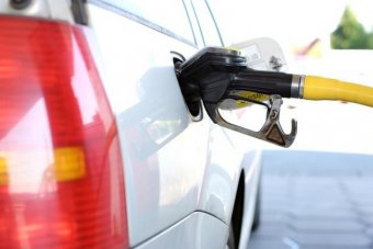 В рейтинге стран с дешевым бензином Казахстан на 12 месте