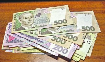 НБУ на 27 листопада послабив курс гривні на 26,91 грн/долар