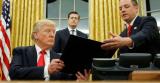 Проект бюджета Трампа может привести к увеличению потока иммигрантов из Центральной Америки