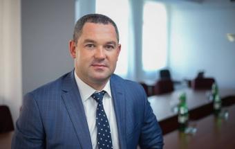 ЗМІ: У мами нового головного податківця знайшли Lexus