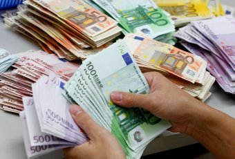 Іноземці, які  інвестували в українські компанії не менше EUR100 тисяч зможуть отримати довгострокову візу
