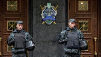 Прокуратура провела 25 обысков у экс-чиновников Черновецкого