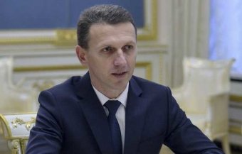 Строили 10 лет: директор Госбюро расследований объяснил, откуда в его семьи взялся особняк