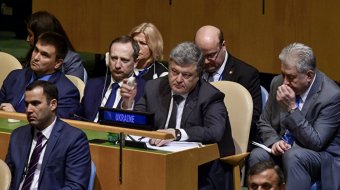 Поїздка 28 супроводжуючих Петра Порошенка на Генасамблею ООН обійшлася бюджету в 3,5 млн грн (документ)
