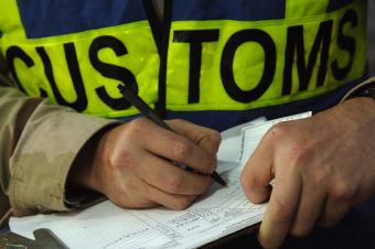 The time period for customs clearance of goods and commercial vehicles