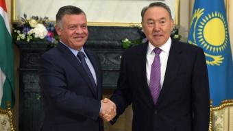 Назарбаев присудил премию королю Иордании