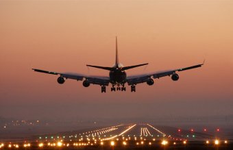 Сбербанку и ВТБ поручили создать региональную авиакомпанию