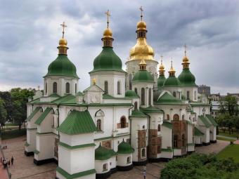 ВР скасувала оподаткування благодійної діяльності церков