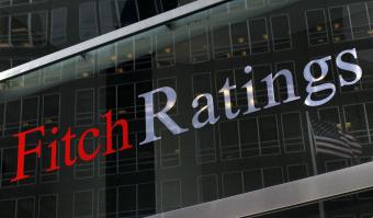 Fitch знизив рейтинги ПриватБанку та Ощадбанку