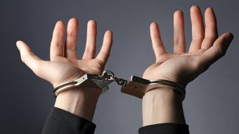 Киберполиция задержала мошенника, который незаконно продал в интернете авиабилеты на сумму 1,5 млн гривен