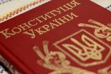 П.Порошенко пообещал завтра внести в ВР проект новой Конституции