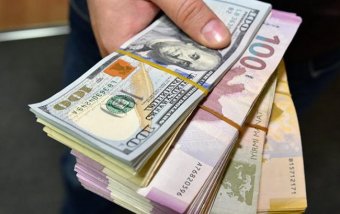 Міжбанк відкрився зниженням гривні