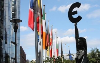 Порошенко просит Раду разрешить взять кредит у ЕС