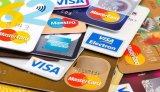 Украинцы увеличили расчеты картой почти на 40%