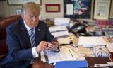Трамп закликав світових лідерів дзвонити йому на мобільний