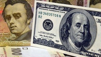 Гривня на межбанке стабильна, однако НБУ скупает валюту