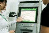 Казахстанцев освободили от предоставления справок