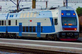 «Укрзалізниця» з 4 листопада запустить після ремонту двоповерховий поїзд Skoda