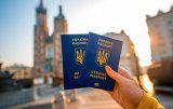 Опрос: Более половины украинцев не были за рубежом
