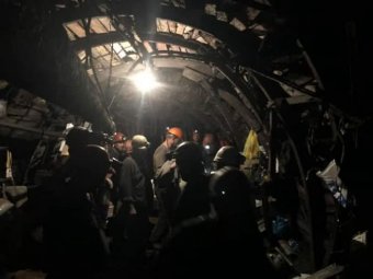 Чиновники спустилися в шахту до гірників, які страйкують через зарплатні борги