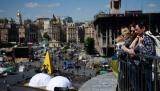 Поток иностранных туристов в Украину резко упал