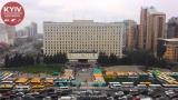 Водители маршруток заблокировали здание Киевской обладминистрации: требуют не снижать плату за проезд
