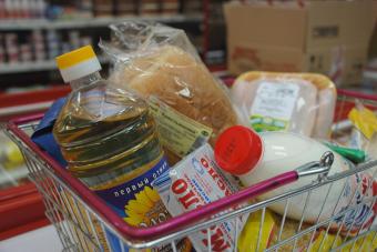 Каждому десятому россиянину не хватает денег даже на продукты