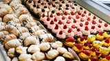 Производство сладостей в Украине сократилось почти в 2 раза