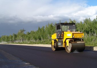 Гройсман обіцяє ідеальні дороги через 3-5 років