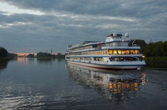 Ministry of Infrastructure Will Ask NSDC to Ban Russian Vessels from Entering Ukrainian Rivers